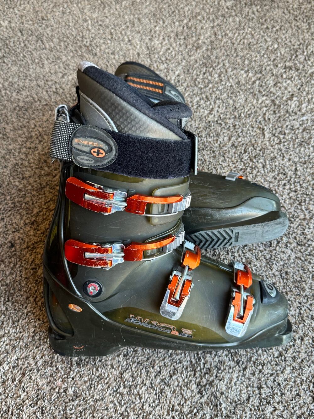 Nordica Cruise 10.2 Ski Boots Size 28 / 28.5 Orange Comfort Fit 335mm 29/29.5
